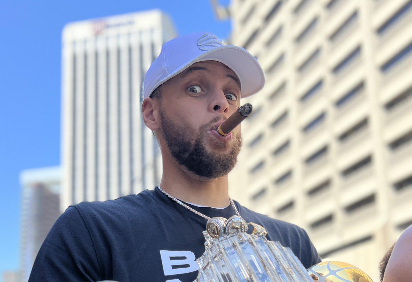 球场上的表 球场上的表